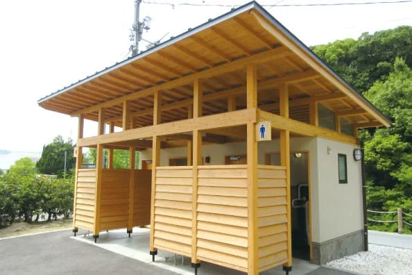 改築工事：福山城公園北駐車場便所